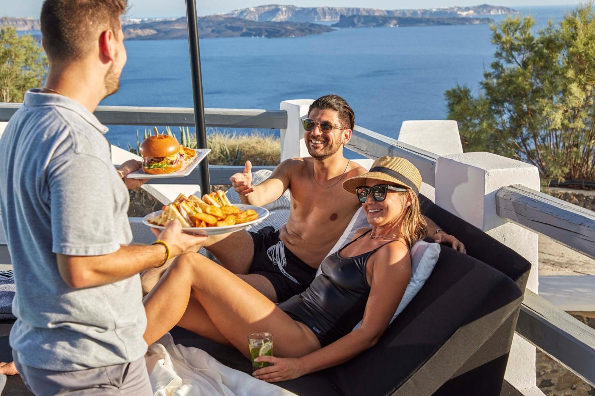 Mr And Mrs White Oia - Santorini Hotel Exterior foto